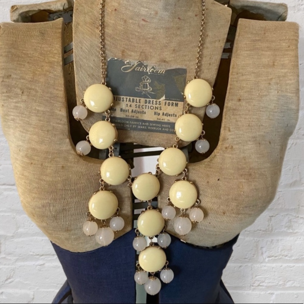 VINTAGE Cream Enamel Resin Beads Bubble Necklace